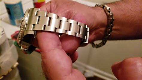 should you polish a rolex|how to remove scratches from rolex bracelet.